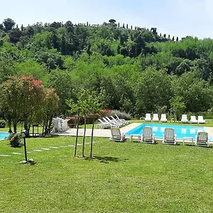 tenuta-degli-obizzi-montecarlo.it-tuscanyhotel.com/