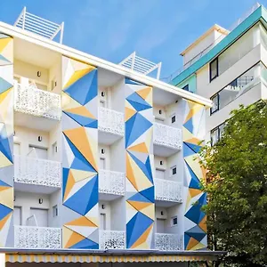Color Hotel